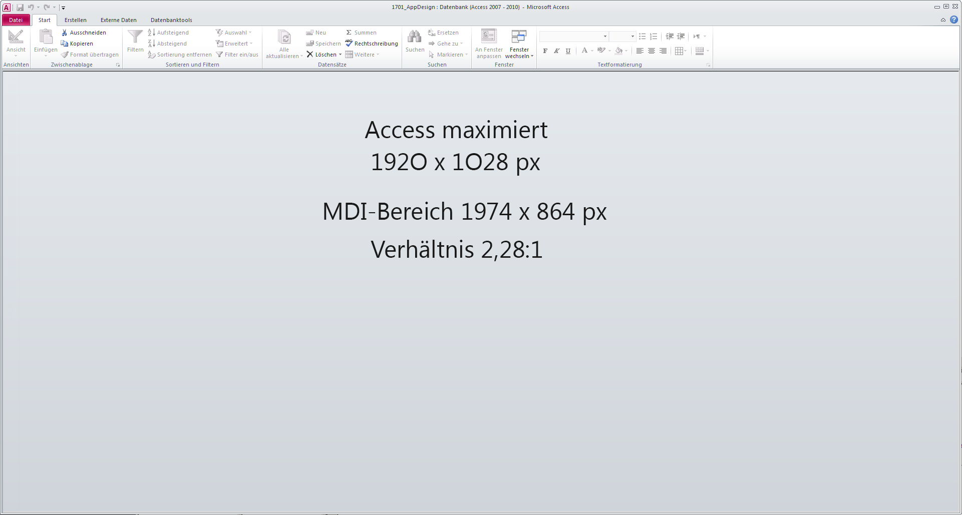 Access maximiert auf einem Laptop-Monitor ohne Navigationsbereich