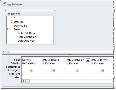 Das Anlage-Feld im Abfrageentwurf